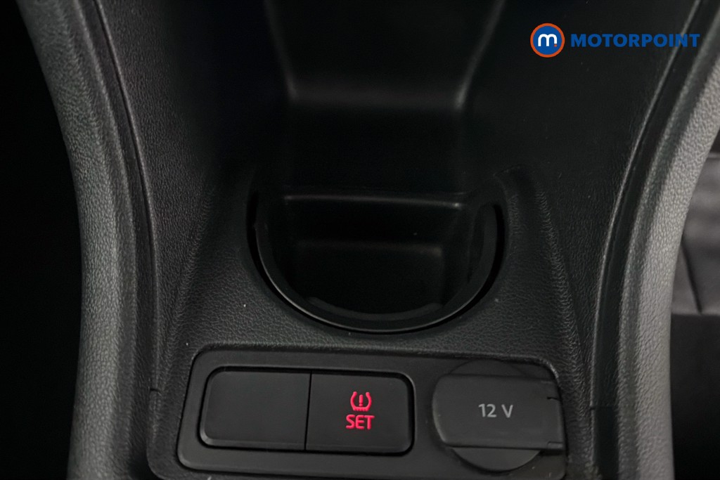 Volkswagen UP Move Up Manual Petrol Hatchback - Stock Number (1640659) - 16th supplementary image