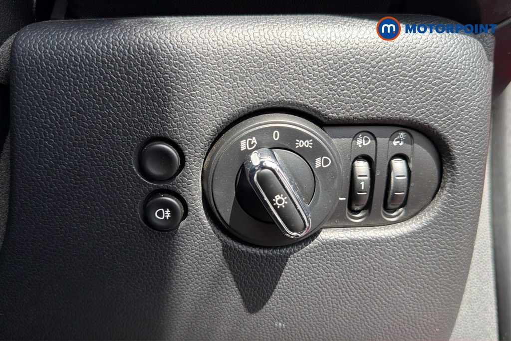 Mini Hatchback Cooper Classic Automatic Petrol Hatchback - Stock Number (1641714) - 18th supplementary image