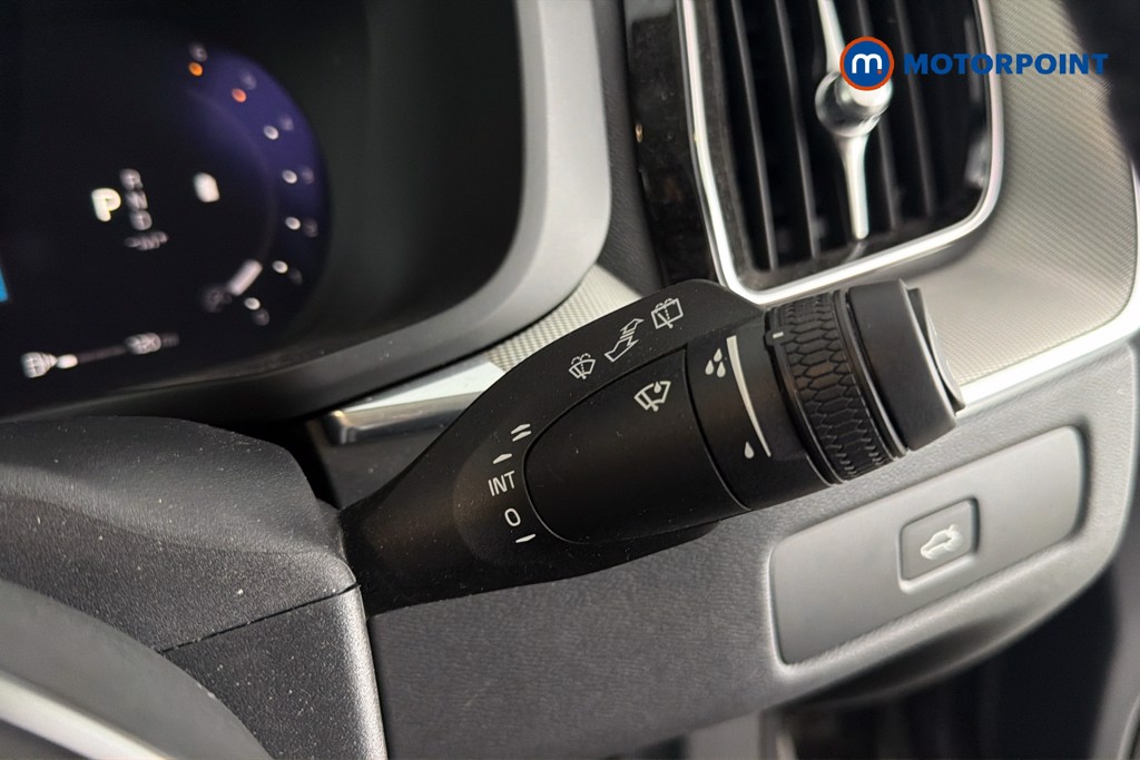 Volvo Xc60 Plus Automatic Diesel SUV - Stock Number (1642191) - 7th supplementary image
