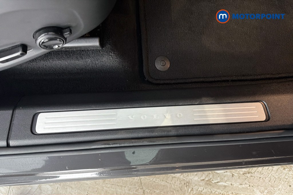 Volvo Xc60 Plus Automatic Diesel SUV - Stock Number (1642191) - 27th supplementary image