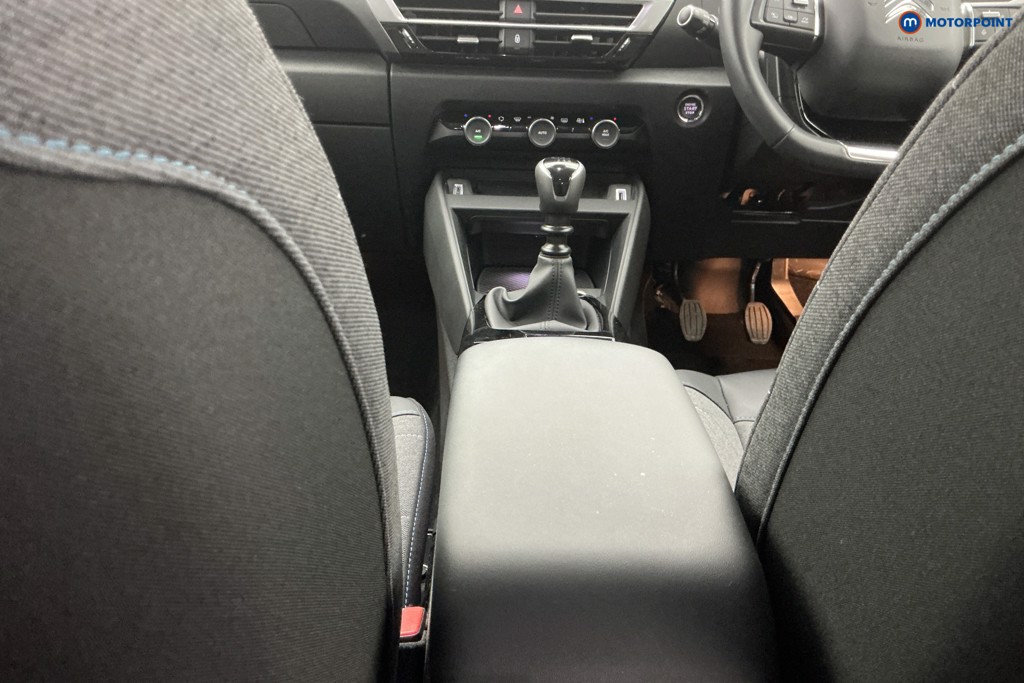 Citroen C4 Shine Manual Petrol Hatchback - Stock Number (1643119) - 10th supplementary image