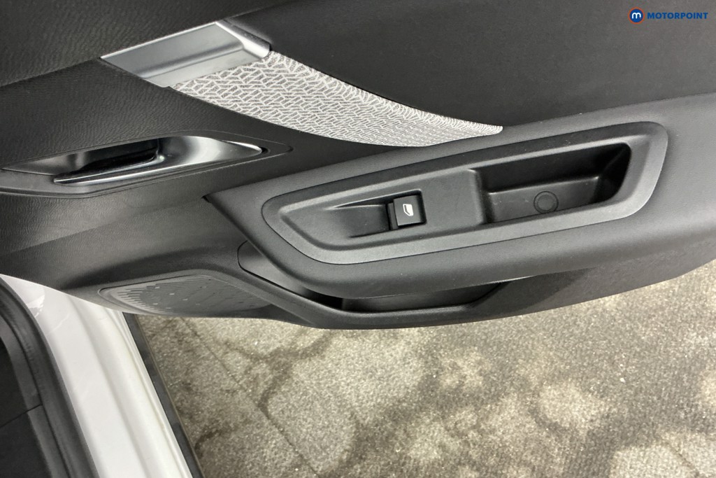 Citroen C4 Shine Manual Petrol Hatchback - Stock Number (1643119) - 22nd supplementary image