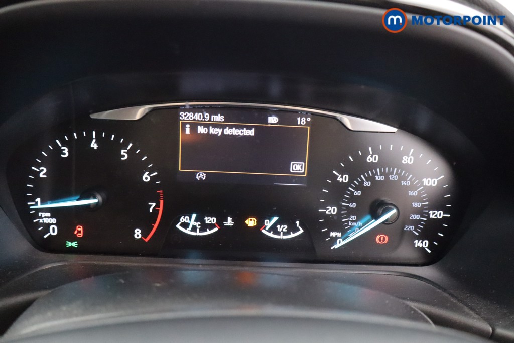 Ford Fiesta Titanium Manual Petrol Hatchback - Stock Number (1643193) - 4th supplementary image