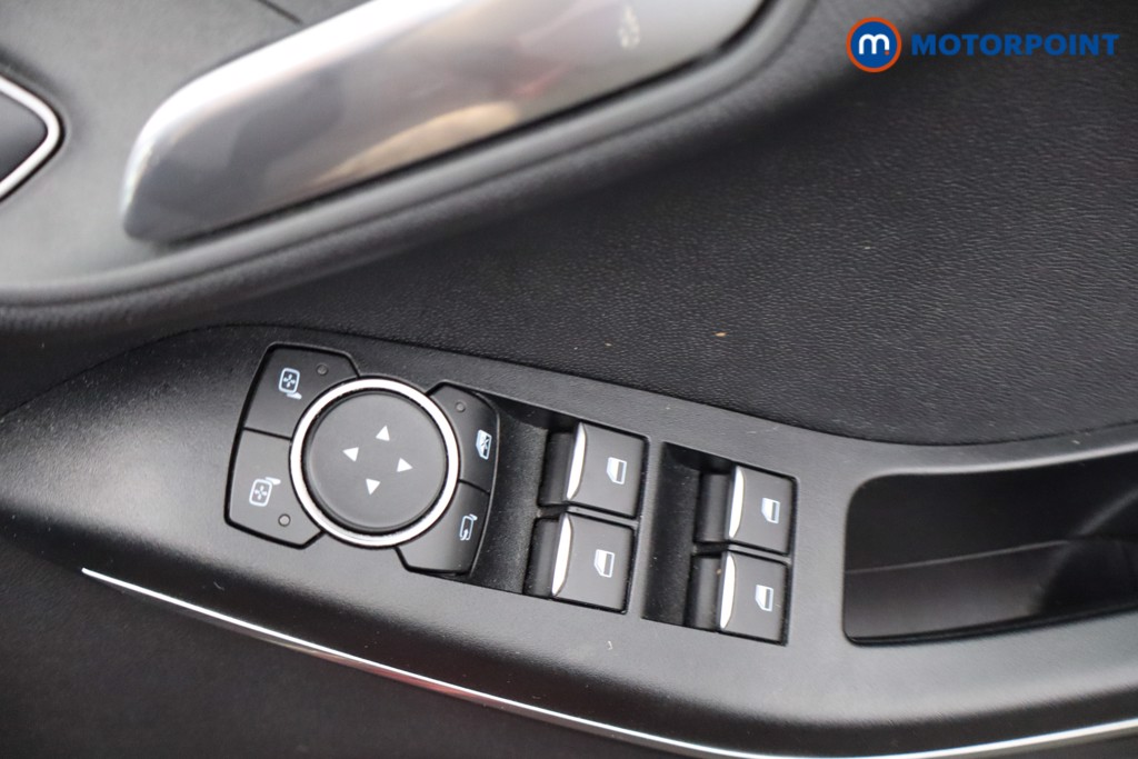 Ford Fiesta Titanium Manual Petrol Hatchback - Stock Number (1643193) - 12th supplementary image