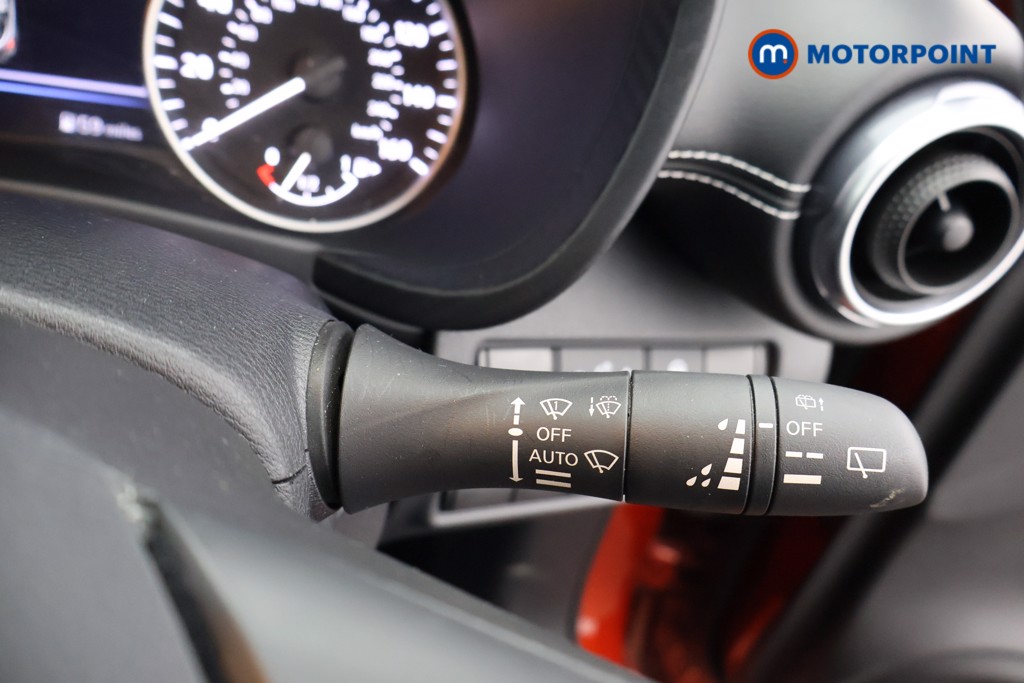 Nissan Juke Tekna Manual Petrol SUV - Stock Number (1643523) - 6th supplementary image