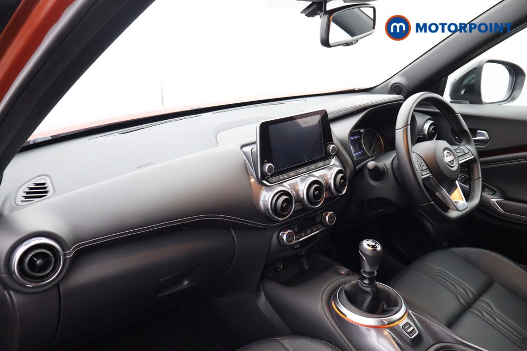 Nissan Juke Tekna Manual Petrol SUV - Stock Number (1643523) - 17th supplementary image