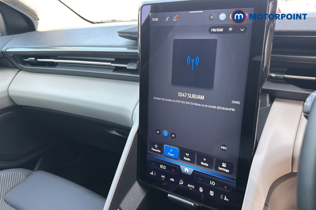 Ford Explorer Select Automatic Electric SUV - Stock Number (1643685) - 8th supplementary image