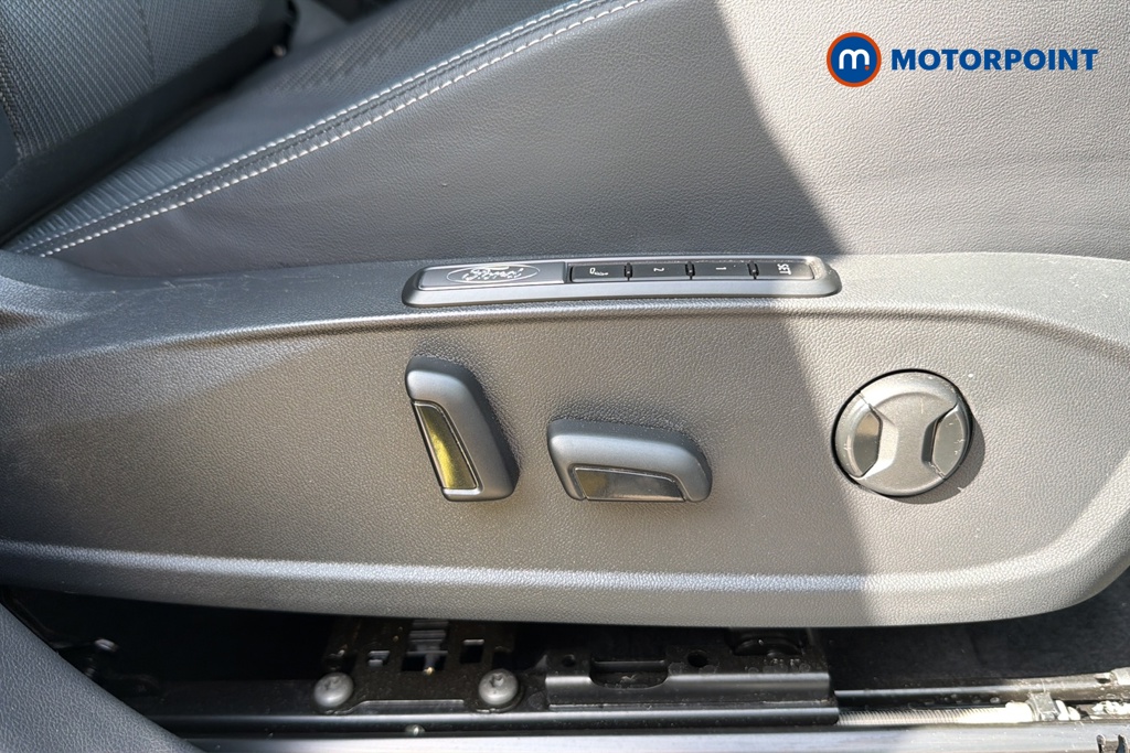 Ford Explorer Select Automatic Electric SUV - Stock Number (1643685) - 23rd supplementary image