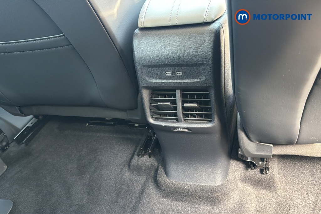Ford Explorer Select Automatic Electric SUV - Stock Number (1643685) - 28th supplementary image