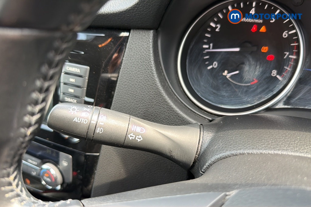 Nissan Qashqai Acenta Premium Manual Petrol SUV - Stock Number (1643734) - 5th supplementary image