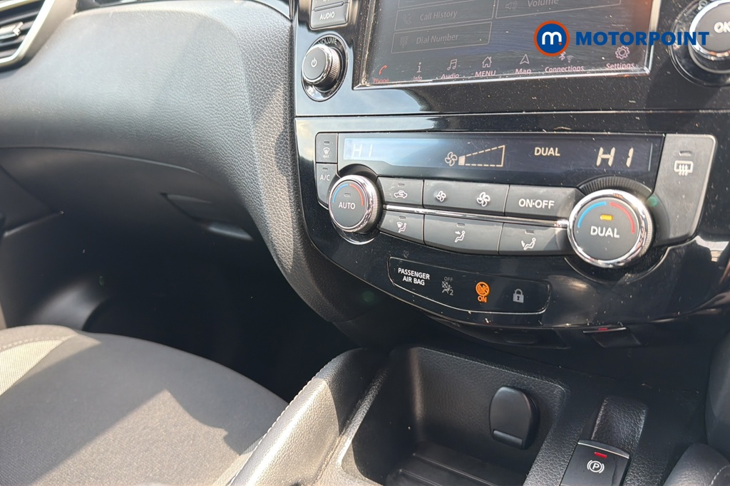 Nissan Qashqai Acenta Premium Manual Petrol SUV - Stock Number (1643734) - 12th supplementary image
