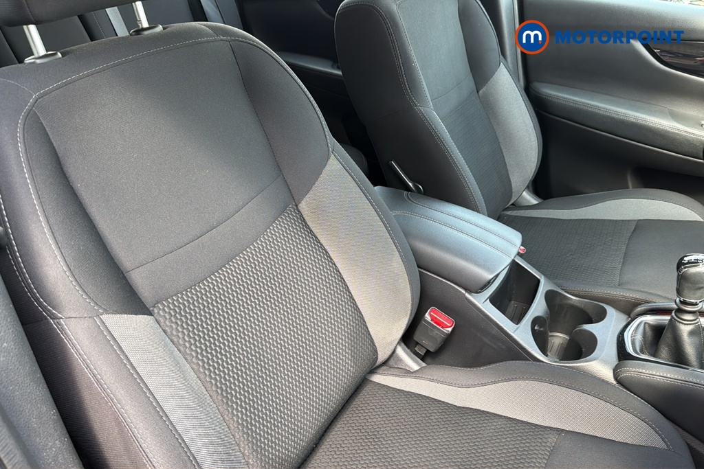 Nissan Qashqai Acenta Premium Manual Petrol SUV - Stock Number (1643734) - 22nd supplementary image