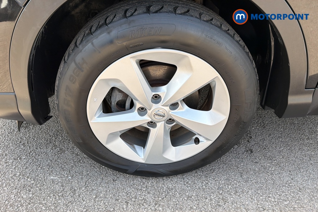 Nissan Qashqai Acenta Premium Manual Petrol SUV - Stock Number (1643734) - 44th supplementary image