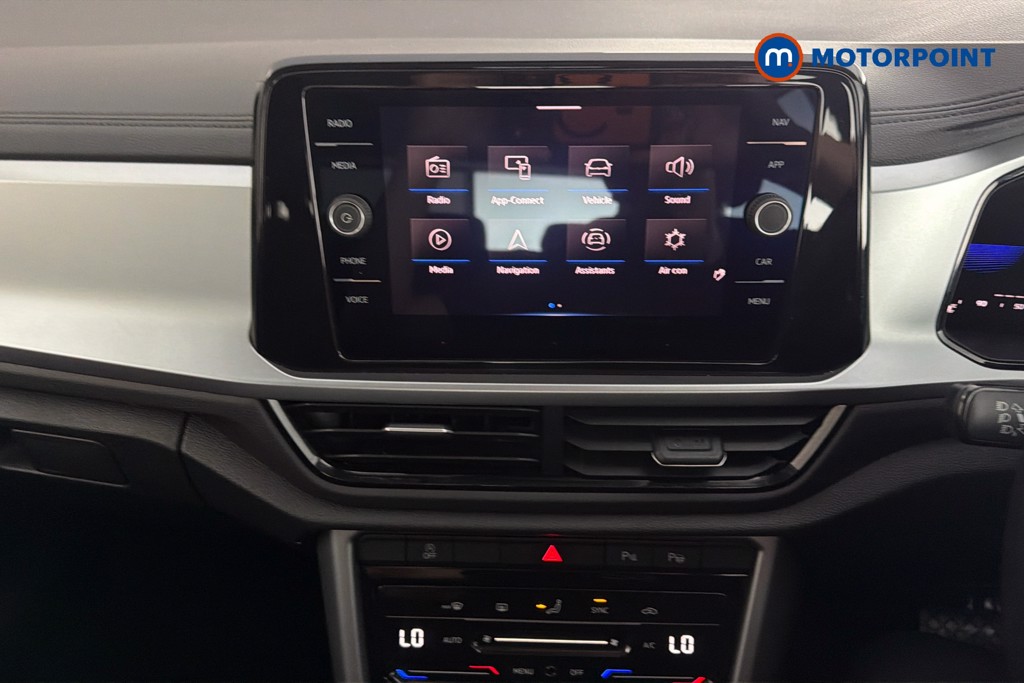 Volkswagen T-Roc Life Automatic Petrol SUV - Stock Number (1643891) - 10th supplementary image
