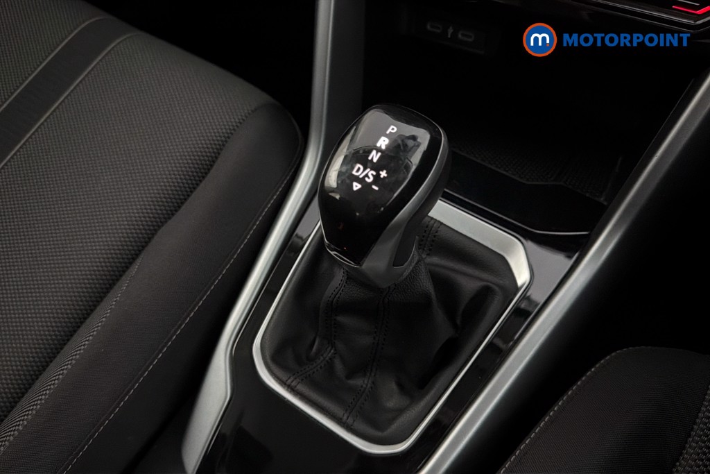 Volkswagen T-Roc Life Automatic Petrol SUV - Stock Number (1643891) - 15th supplementary image