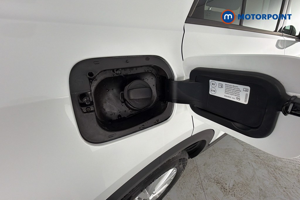 Volkswagen T-Roc Life Automatic Petrol SUV - Stock Number (1643891) - 41st supplementary image