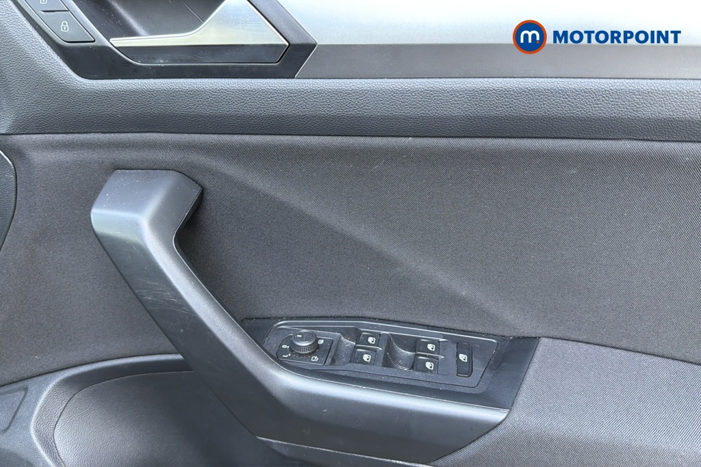 Volkswagen T-Roc Life Manual Petrol SUV - Stock Number (1643970) - 19th supplementary image