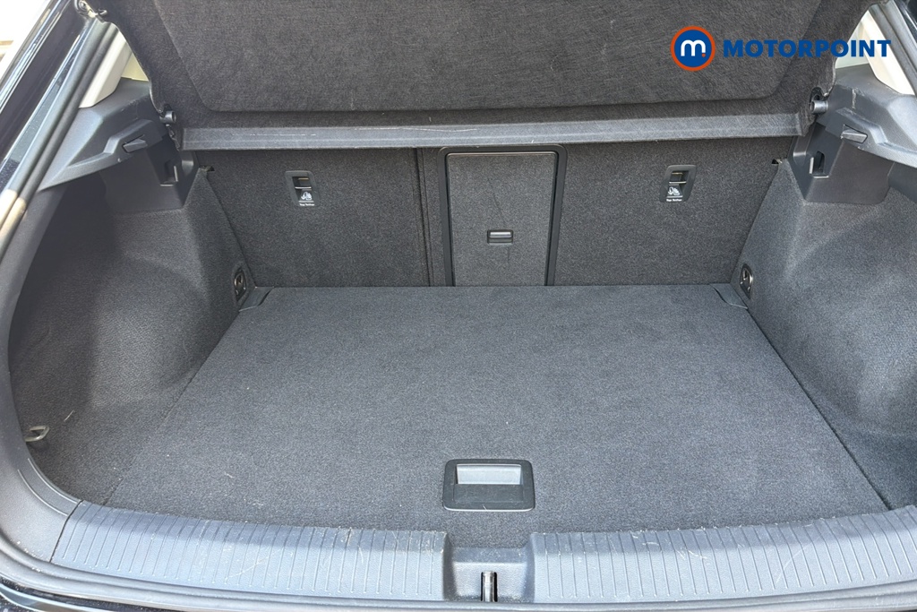 Volkswagen T-Roc Life Manual Petrol SUV - Stock Number (1643970) - 30th supplementary image