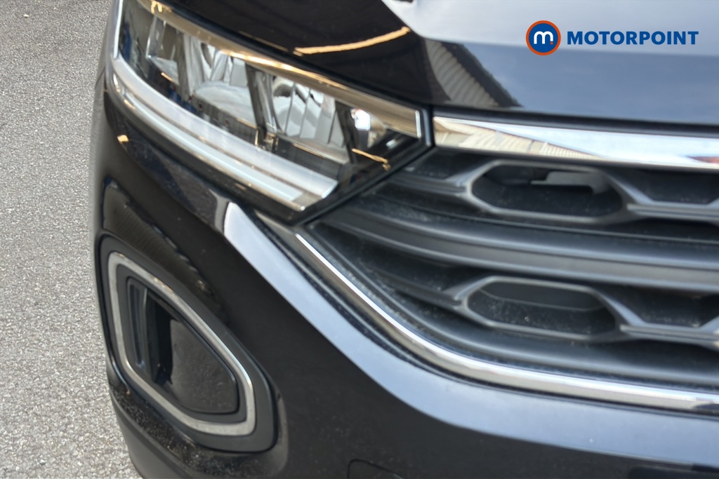 Volkswagen T-Roc Life Manual Petrol SUV - Stock Number (1643970) - 38th supplementary image