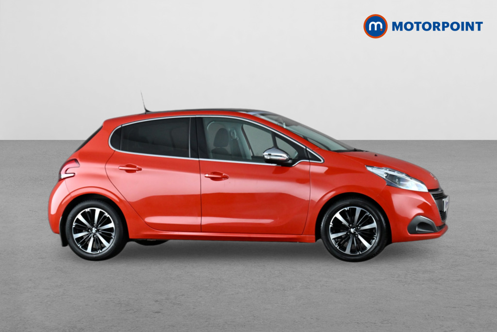 Peugeot 208 Allure Premium Manual Petrol Hatchback - Stock Number (1644050) - Drivers side