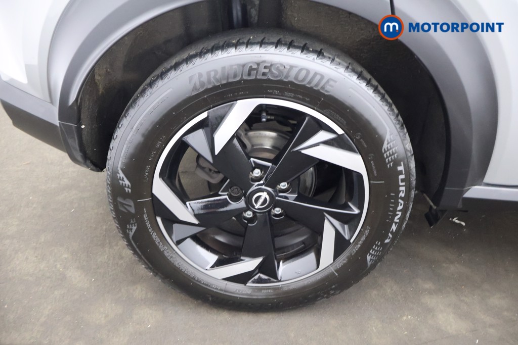 Nissan Juke N-Connecta Automatic Petrol SUV - Stock Number (1644255) - 20th supplementary image