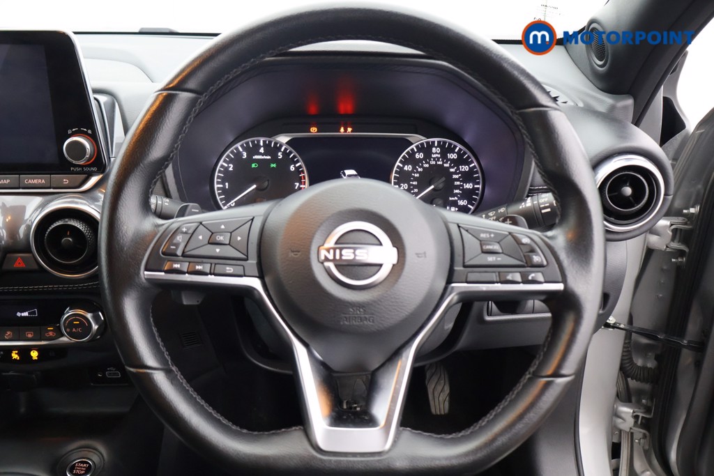 Nissan Juke N-Connecta Automatic Petrol SUV - Stock Number (1644255) - 1st supplementary image