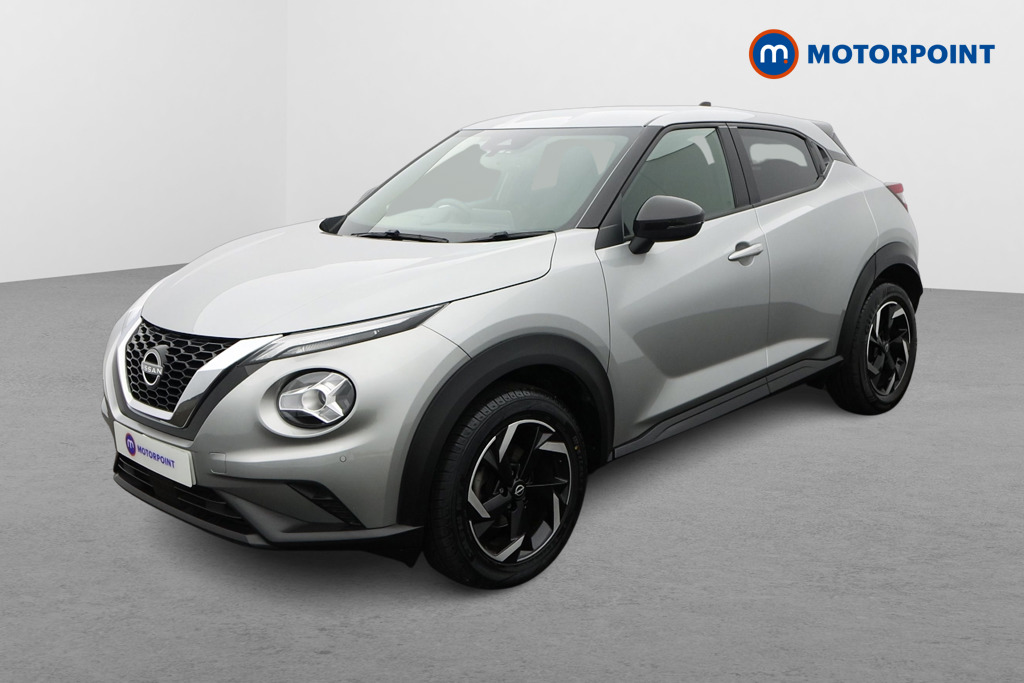 Nissan Juke N-Connecta Automatic Petrol SUV - Stock Number (1644255) - Passenger side front corner