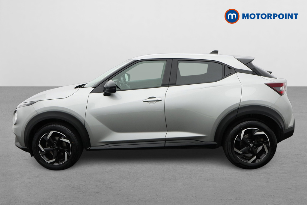 Nissan Juke N-Connecta Automatic Petrol SUV - Stock Number (1644255) - Passenger side