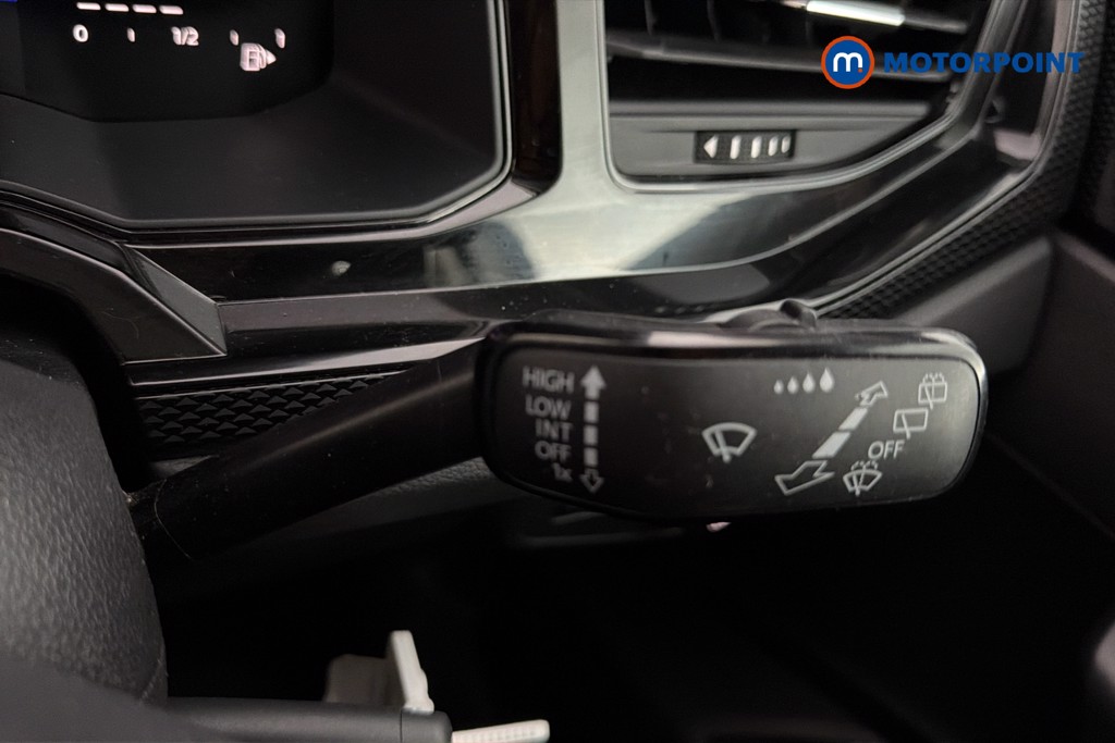 Volkswagen Polo Life Manual Petrol Hatchback - Stock Number (1644273) - 7th supplementary image