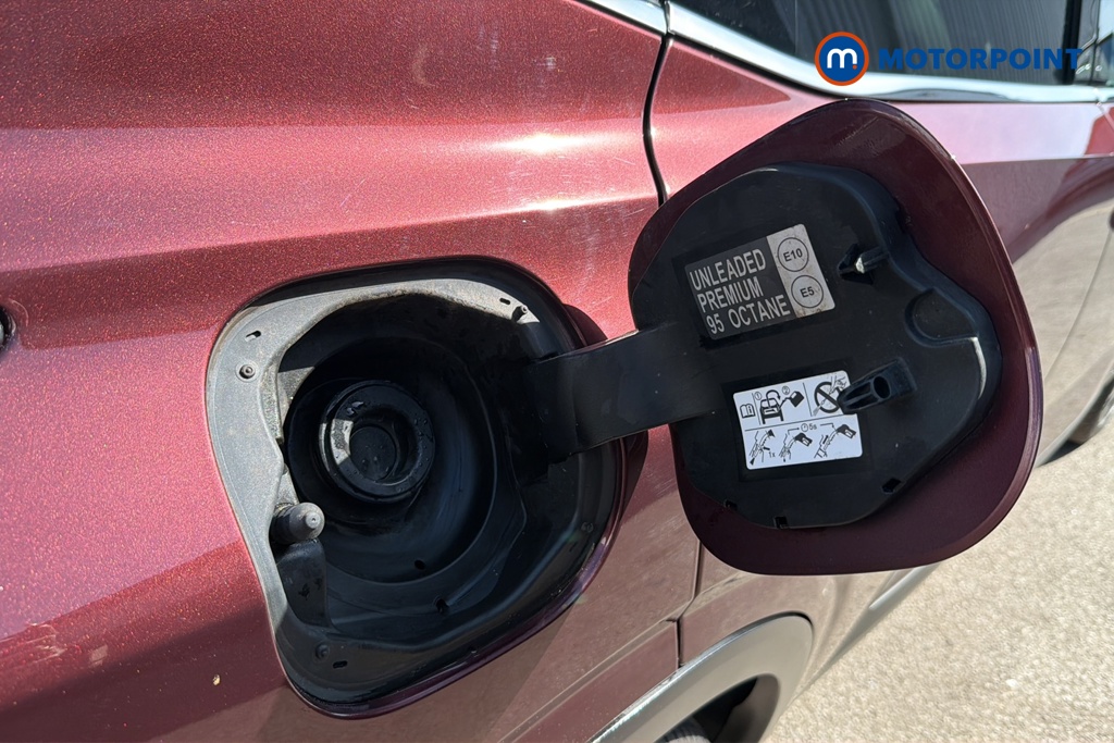 Nissan Qashqai Tekna-Plus Manual Petrol SUV - Stock Number (1644340) - 41st supplementary image