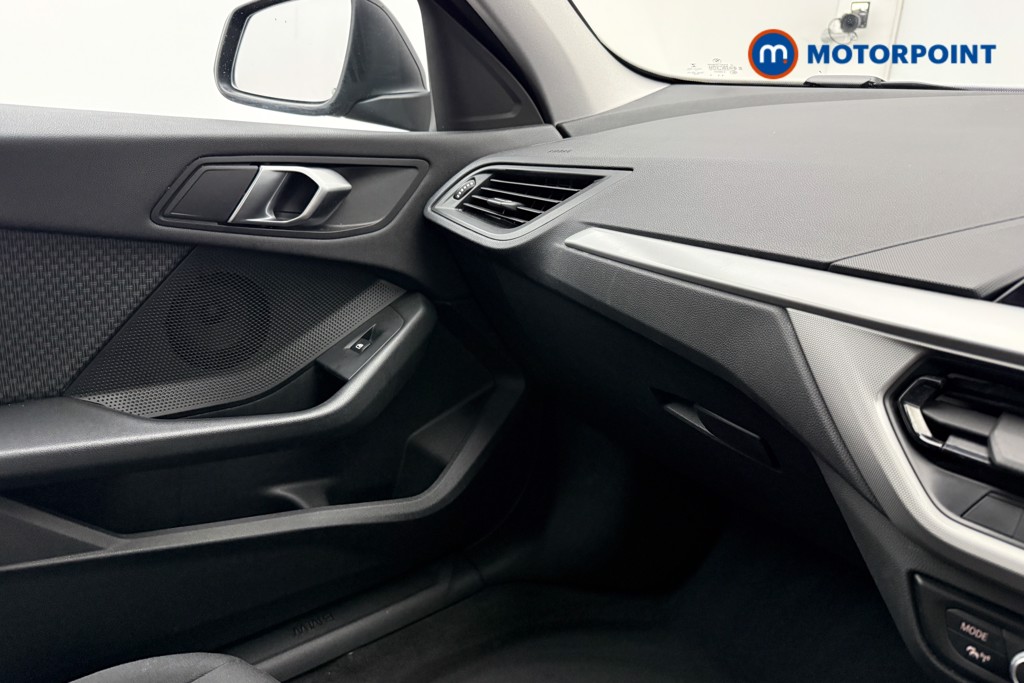 BMW 1 Series SE Manual Petrol Hatchback - Stock Number (1644494) - 12th supplementary image