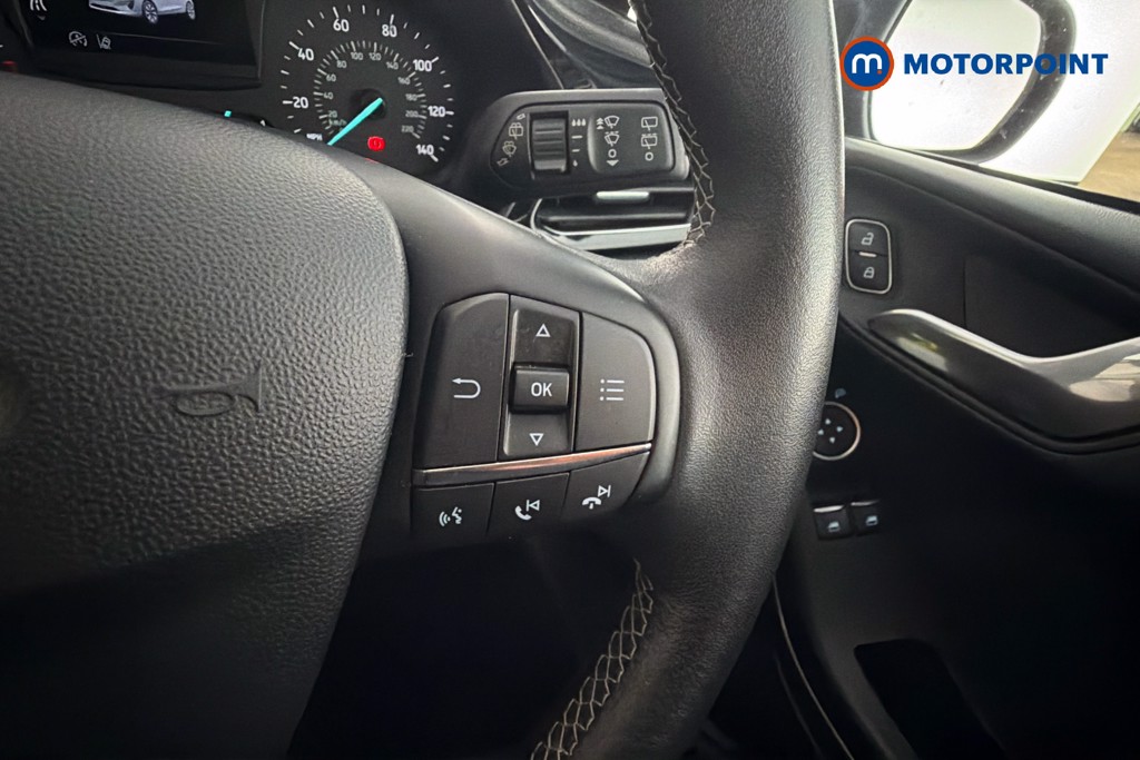 Ford Fiesta Zetec Manual Petrol Hatchback - Stock Number (1644499) - 4th supplementary image