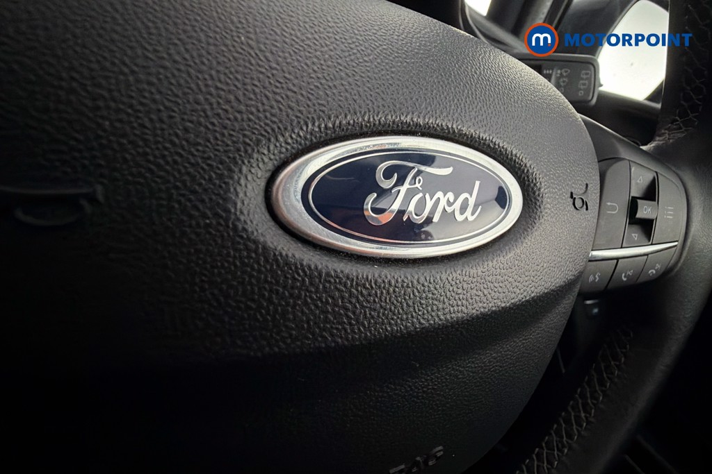 Ford Fiesta Zetec Manual Petrol Hatchback - Stock Number (1644499) - 5th supplementary image