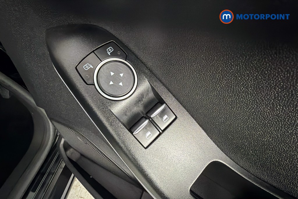 Ford Fiesta Zetec Manual Petrol Hatchback - Stock Number (1644499) - 20th supplementary image