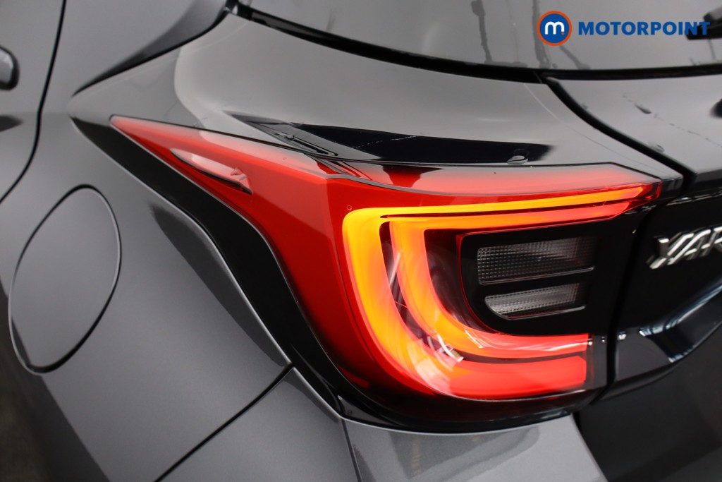 Toyota Yaris Design Automatic Petrol-Electric Hybrid Hatchback - Stock Number (1644698) - 20th supplementary image