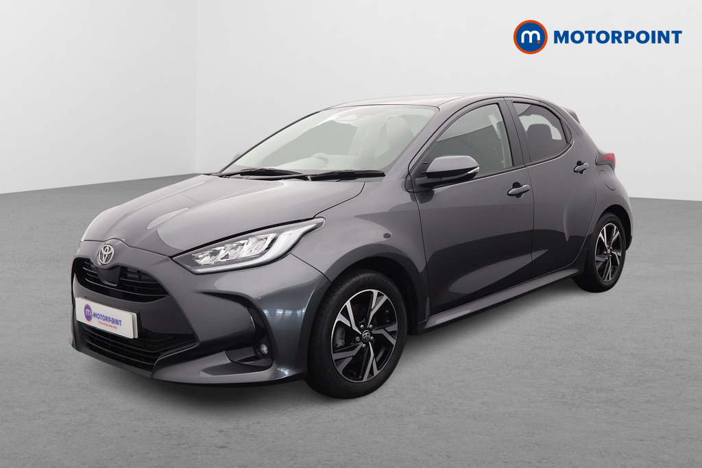 Toyota Yaris Design Automatic Petrol-Electric Hybrid Hatchback - Stock Number (1644698) - Passenger side front corner