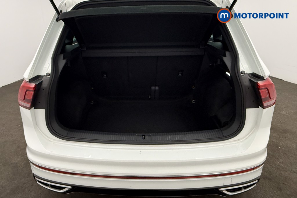 Volkswagen Tiguan R-Line Automatic Petrol SUV - Stock Number (1645040) - 5th supplementary image