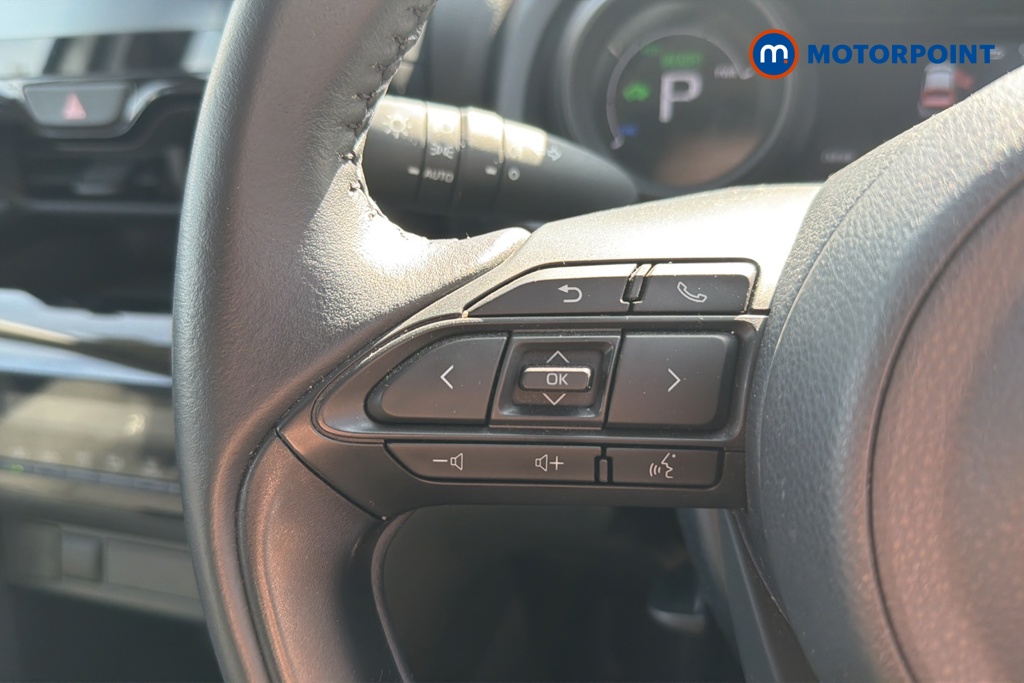 Toyota Yaris Cross Icon Automatic Petrol-Electric Hybrid Estate - Stock Number (1645320) - 4th supplementary image