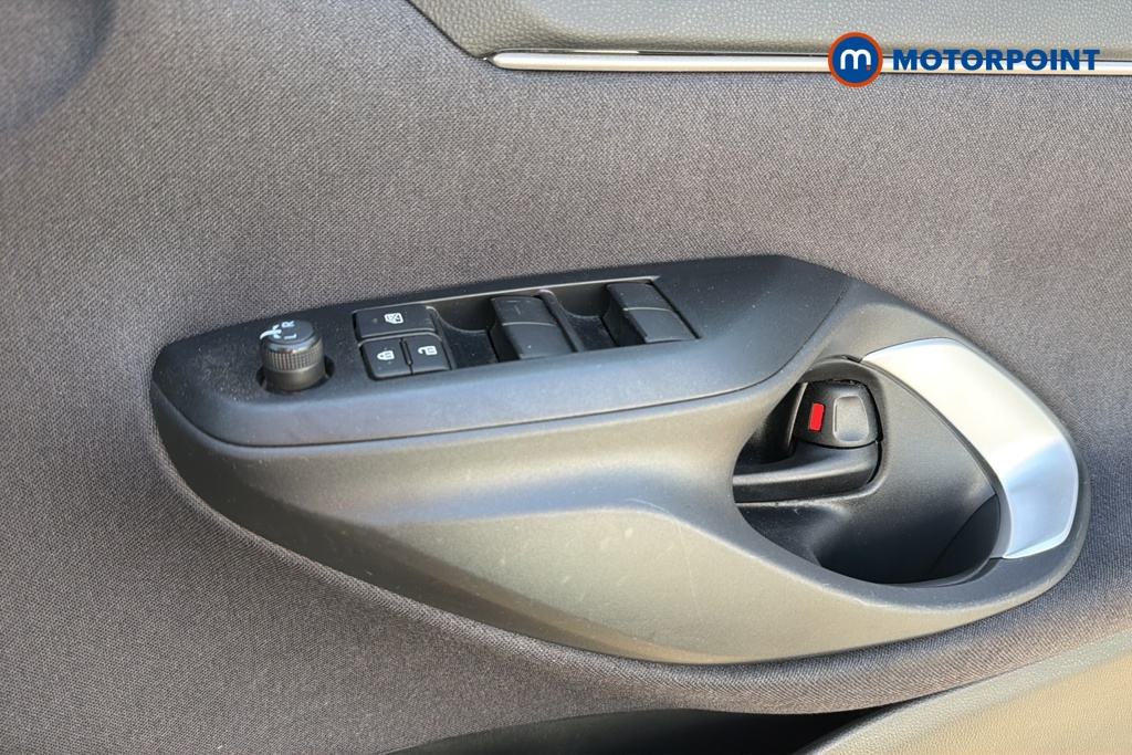 Toyota Yaris Cross Icon Automatic Petrol-Electric Hybrid Estate - Stock Number (1645320) - 19th supplementary image