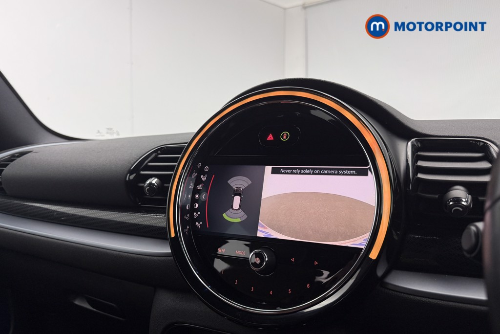 Mini Clubman Cooper Exclusive Automatic Petrol Estate - Stock Number (1645577) - 12th supplementary image