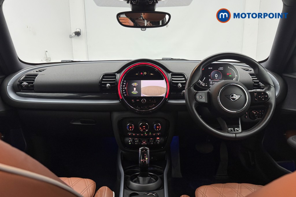 Mini Clubman Cooper Exclusive Automatic Petrol Estate - Stock Number (1645577) - 1st supplementary image