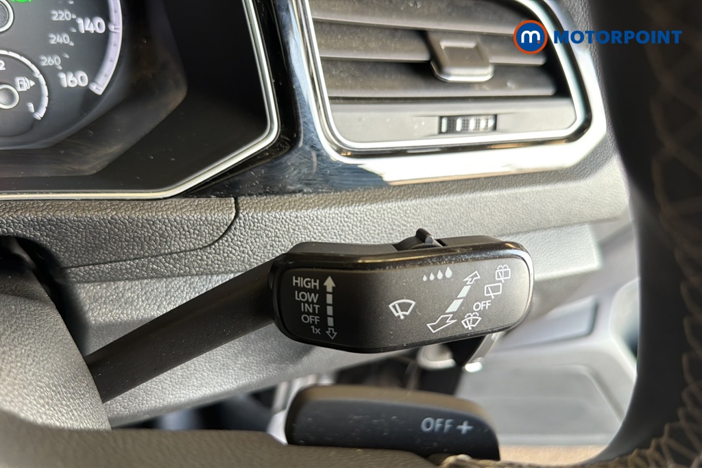 Volkswagen T-Roc Black Edition Automatic Petrol SUV - Stock Number (1645601) - 6th supplementary image