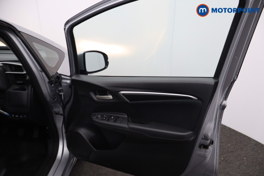 Honda Jazz SE Manual Petrol Hatchback - Stock Number (1645726) - 12th supplementary image