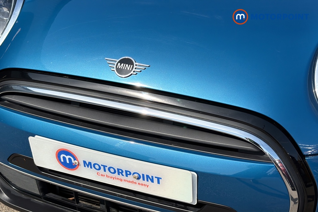 Mini Convertible Cooper Exclusive Automatic Petrol Convertible - Stock Number (1645990) - 43rd supplementary image