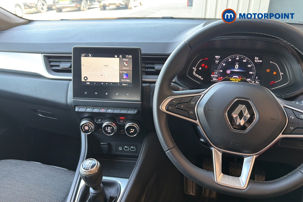 Renault Captur Techno Manual Petrol SUV - Stock Number (1646136) - 1st supplementary image