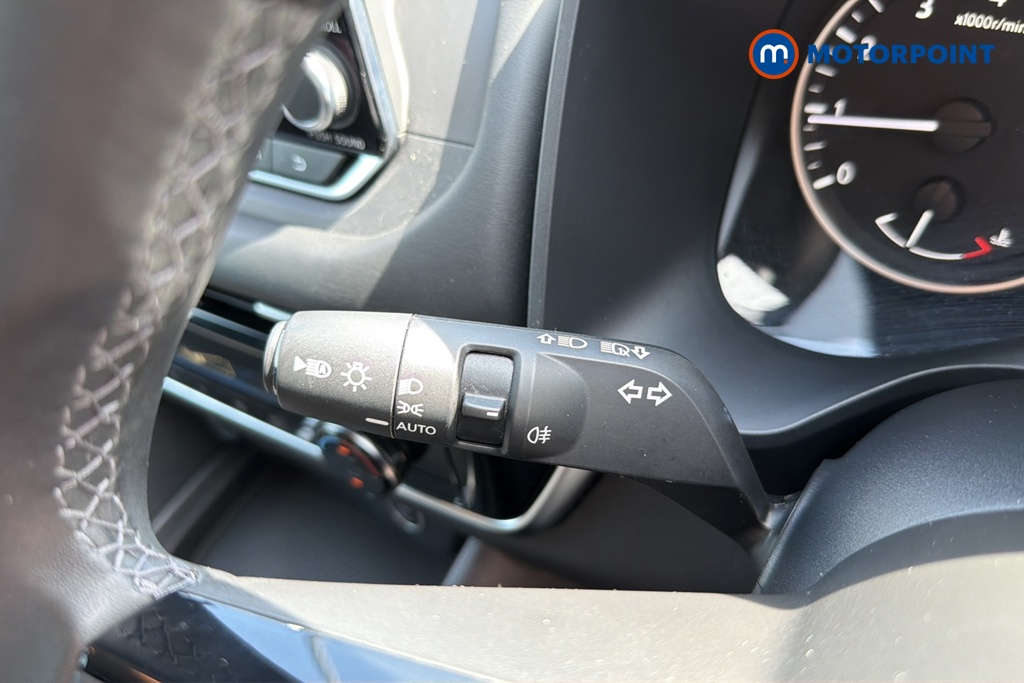 Nissan Qashqai Acenta Premium Manual Petrol SUV - Stock Number (1646199) - 5th supplementary image