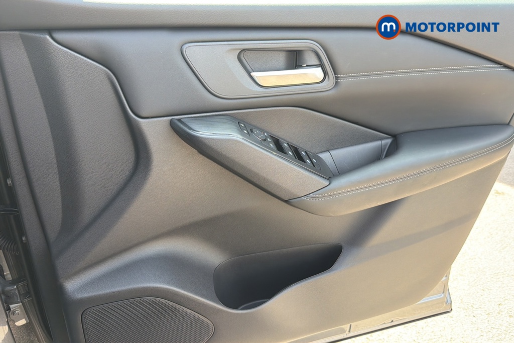 Nissan Qashqai Acenta Premium Manual Petrol SUV - Stock Number (1646199) - 18th supplementary image