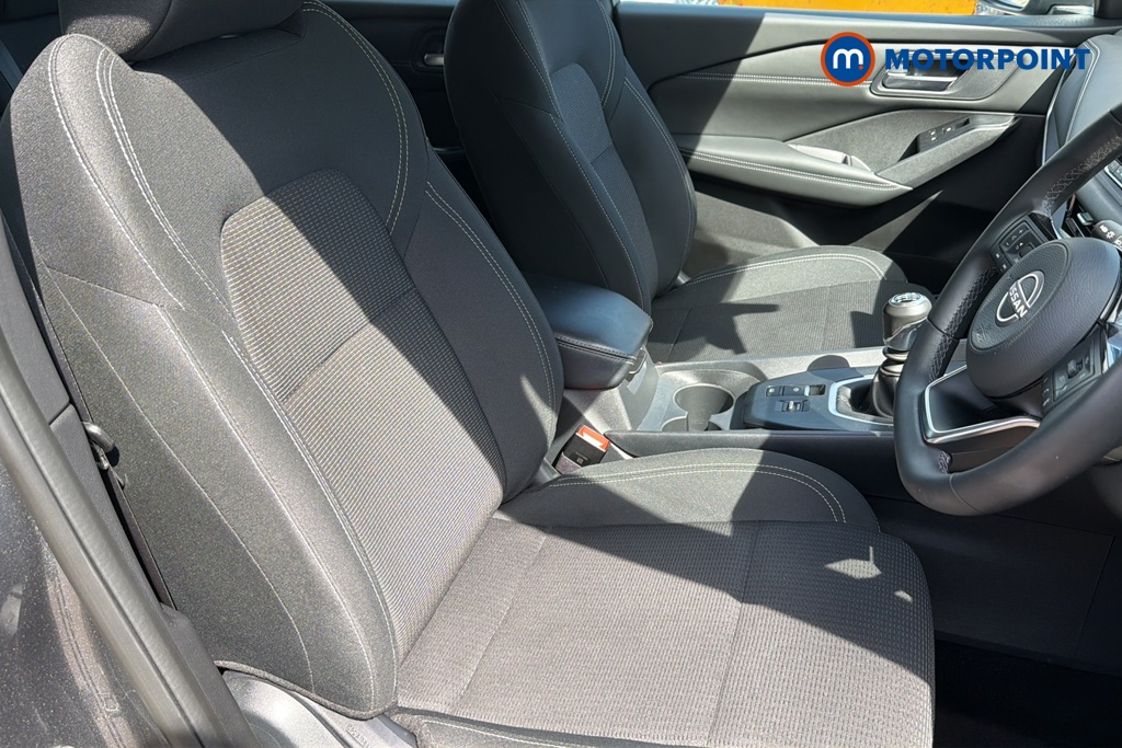 Nissan Qashqai Acenta Premium Manual Petrol SUV - Stock Number (1646199) - 22nd supplementary image