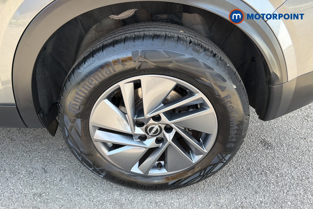 Nissan Qashqai Acenta Premium Manual Petrol SUV - Stock Number (1646199) - 45th supplementary image