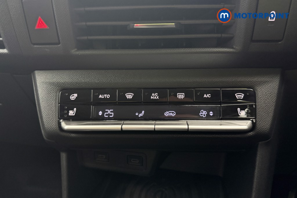 Vauxhall Frontera Ultimate Automatic Petrol SUV - Stock Number (1646335) - 13th supplementary image